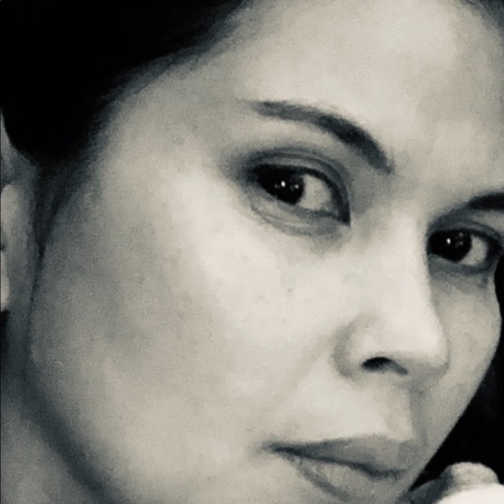 Meet your Posher, Romina
